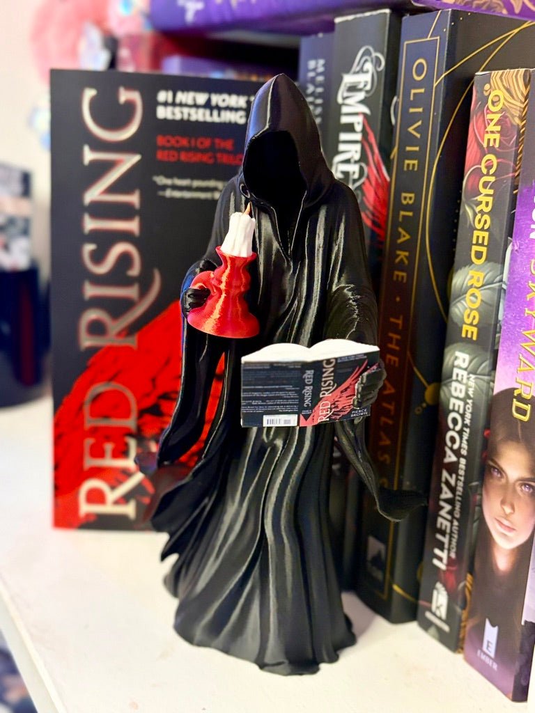 3D Printed Reaper Reading a Book  – Customizable Bookish Decor