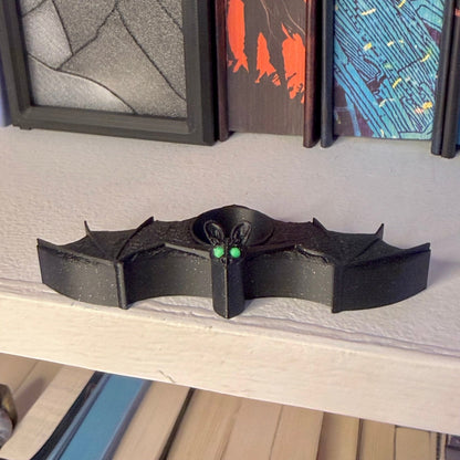 Green Eyed Bat 3d Printed Thumb Book Holder